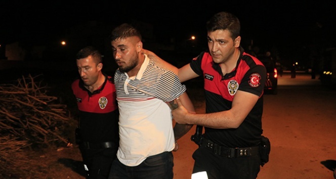 Adana’da, ‘dur’ ihtarına uymayıp kaza yaparak kaçan şahıslar evlerinde yakalandı