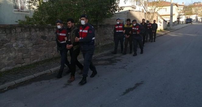 Kayseri’de terör operasyonu: 7 gözaltı